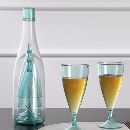 Detachable Wine Glasses in Storage Bottle Set